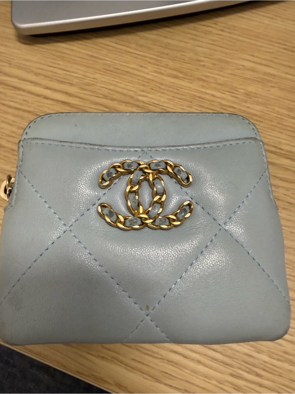 Authentic CHANEL Light Blue Quilted Leather Wallet with Gold Chain CC 👛🥰 - Picture 5 of 10
